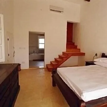 Spacious, Beautiful Villa, Large Garden And Pool, From * Santa Luċija